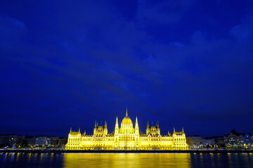 Obraz premium travel in Hungary Budapest Orszaghaz (Parliament)