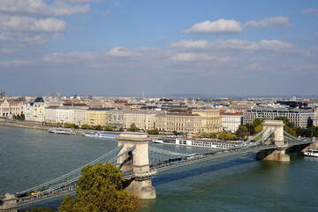 Fototapeta na wymiar travel in Hungary Budapest Szechenyi Lanchid (Chain Bridge)