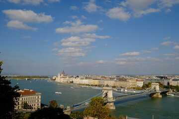 Obraz premium travel in Hungary Budapest Szechenyi Lanchid (Chain Bridge)