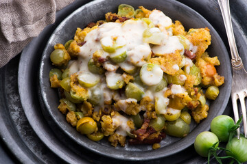 Dish made of fried green tomatoes