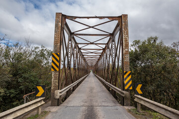 Steel Bridge over Varzea River - Campo do Tenente city - PR - Brazil