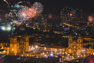 Fototapeta na wymiar Año nuevo en cusco, plaza de armas