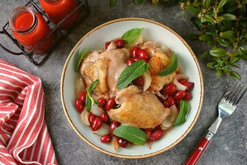 Chicken with Cornelian cherries, mint and onion.