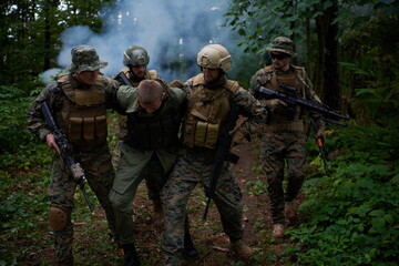 Fototapeta premium marines capture terrorist alive