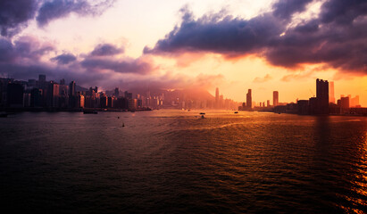 Fototapeta na wymiar Sunset at Victoria Harbour, Hong Kong 