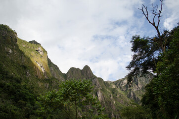 Obraz premium Mountains and sky