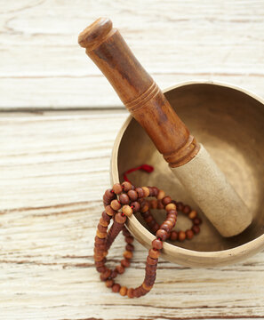 Tibetan Buddhist Singing Meditation Bowl And Beads