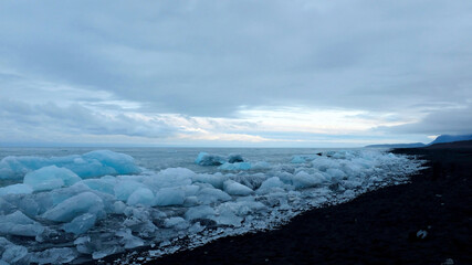 Fototapeta na wymiar Diamond Beach Along the South Coast of Iceland