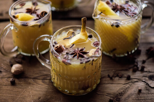 Mulled pear