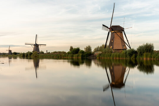 Kinderdijk canals with windmills