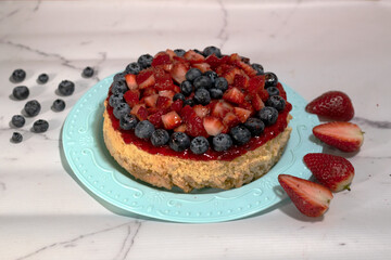 strawberry and blueberry cheese cake 6