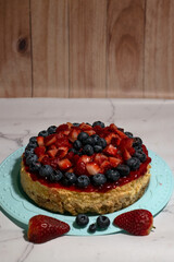 strawberry and blueberry cheese cake 3