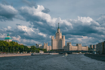 Fototapeta na wymiar Beautiful view of Moscow. Panoramic view of the Moscow river in Russia at sunny summer day