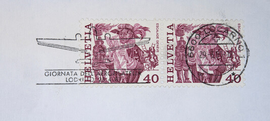 vintage retro alt old briefmarken stamp post letter mail gestempelt used schweiz Helvetia festival Escalade Genève slogan Werbung Segelflugzeug red rot