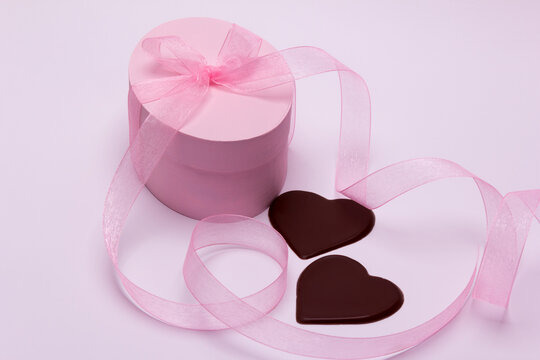 Geschenkbox mit Schokoladen-Herzen