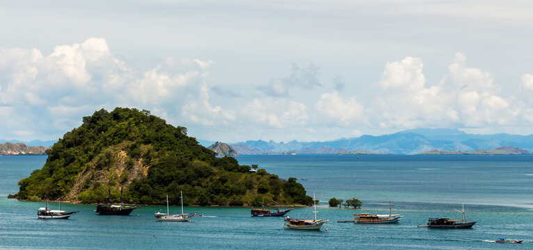 Palua Pungua Besar island and boats near Labuan Bajo, Flores, Indonesia