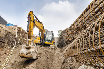 Huge land tractor excavator
Big machinery used to excavate huge amounts of earth in construction...