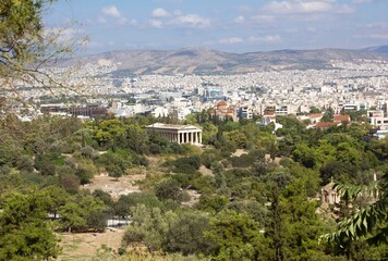 Fototapeta na wymiar View from the top of the temple of Hephaestus with Athens cityscape
