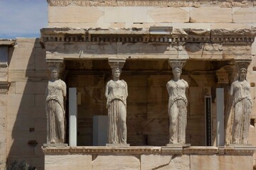 Fototapeta premium Architecturalclose-up of the Athens' Acropolis caryatids