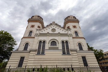 Fototapeta premium Old synagogue in Gyor
