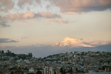 Obraz premium sunset over the city