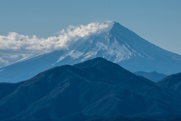 Fototapeta na wymiar mount hood Fuji distant view from Kumotori