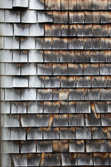 wood shingle pattern on old barn house
