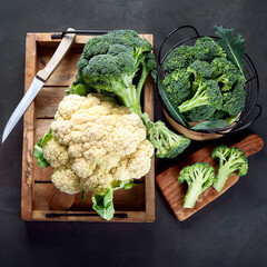 Raw cauliflower and broccoli