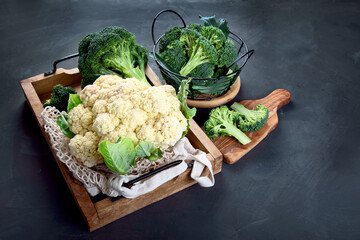 Raw cauliflower and broccoli