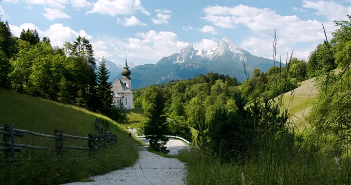 Pilgrimage church Maria Gern, Mount Watzmann in background, Berchtesgaden, Bavaria, Germany, Europe