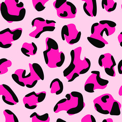 Fototapeta na wymiar seamless pattern with leopard print. vector illustration