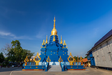 Naklejka premium Wat Rong Suea Ten or the Blue Temple is above all its magnificent blue interior at Chiang Rai, Thailand 