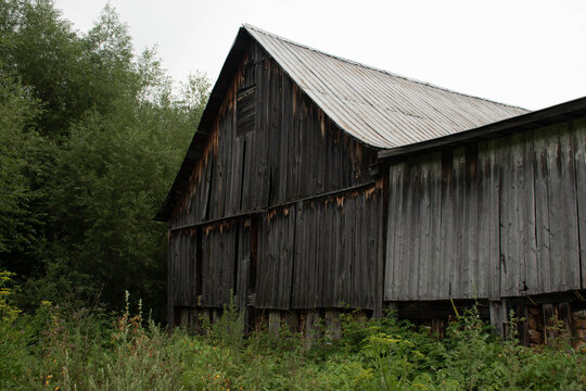 Old wood barn on a cloudy day