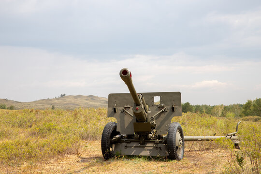 The 76-mm divisional gun M1942 or ZiS-3 was a Soviet 76.2 mm divisional field gun used during World War II.