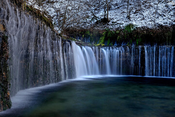 冬の白糸の滝（長野県）