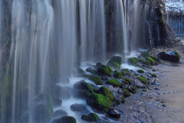 Fototapeta na wymiar 冬の白糸の滝（長野県）