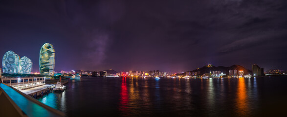 Obraz premium Sanya skyline at night