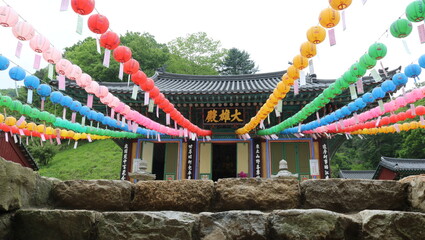 buddhist prayer wheels