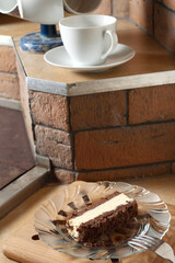Cheesecake with chocolate crumble topping