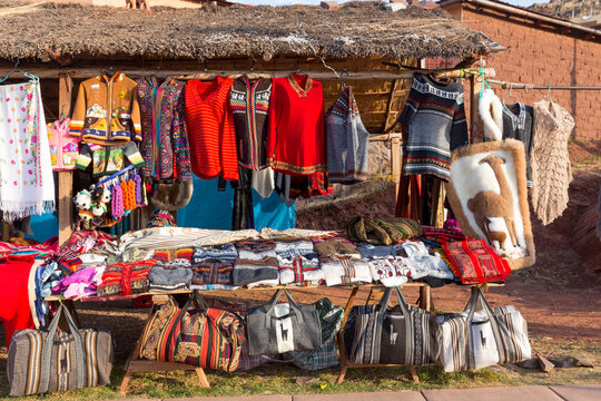 Craft market at the archaelogical Site of Sillustani, in Peru