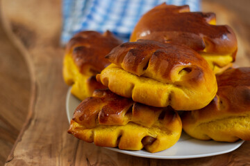 homemade sweet bread with pumpkin and apples