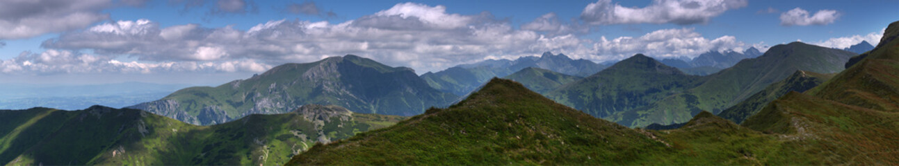 Obraz na płótnie Canvas Panorama ze Starorobociańskiego Wierchu - Tatry Wysokie