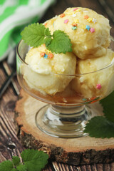 Ice cream scoops in an ice cream bowl