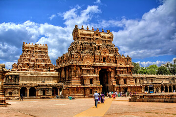 Brihadeeswara Temple, Tanjore temple, 11th century temple, Shiva temple