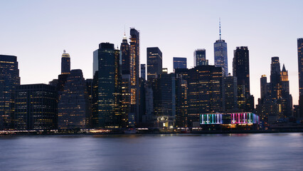 Obraz premium landscape of lower manhattan financial district evening 