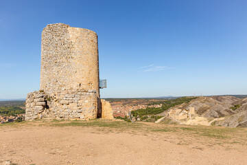 Fototapeta na wymiar the islamic watchtower in Uxama and a view over Burgo de Osma city and the castle, province of Soria, Castile and Leon, Spain