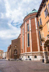 Fototapeta na wymiar Church of Santa Maria Annunciata Cathedral in Vicenza, Italy