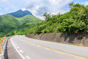 夏の由布岳　大分県由布市　Mt.Yufudake in summer Ooita-ken Yufu city