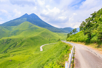 夏の由布岳　大分県由布市　Mt.Yufudake in summer Ooita-ken Yufu city