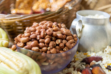 Bowl with raw and peeled peanuts ready for consumption